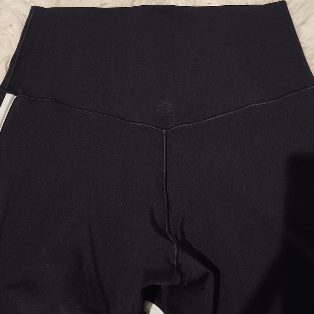 Offline by Aerie Hi-Rise Shortie - Picture 4 of 5